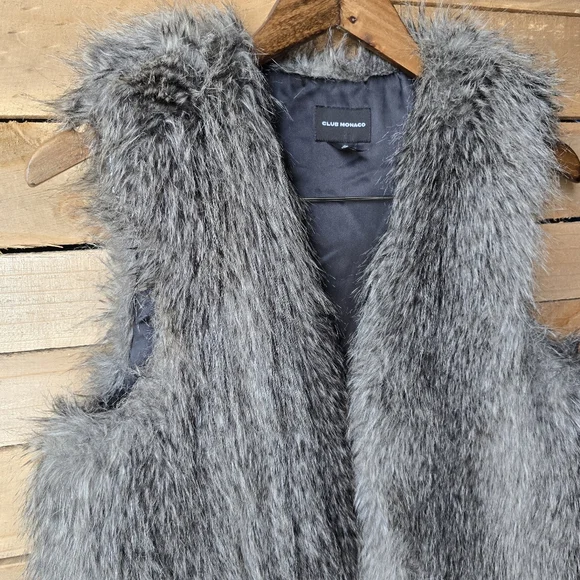 Club Monaco Open Front Faux Fur Vest Womens Small - Picture 4 of 11